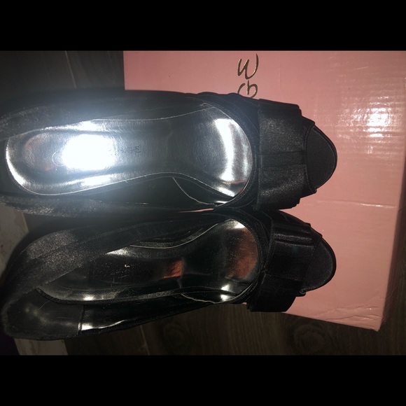 Satin stilettos - Picture 4 of 5